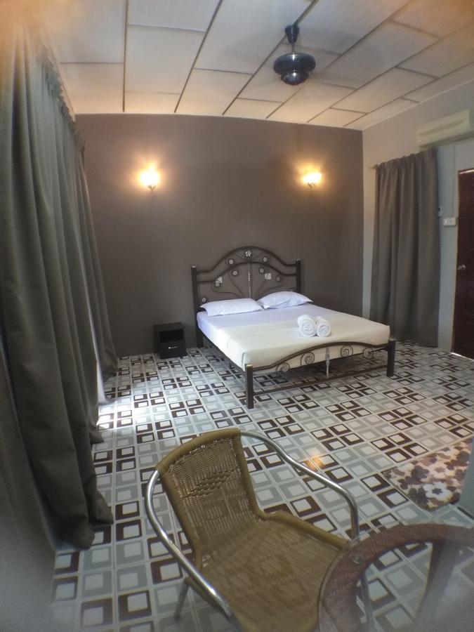 Hana Guesthouse Kuala Tahan Luaran gambar